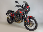 Africa Twin 1100 con kit de adhesivos uniracing (modelo Kirian Mirabet Rojo y negro)